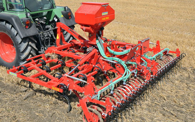 Cultivator universal ușor TAIFUN